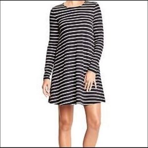 Old Navy Swing Dress 👗